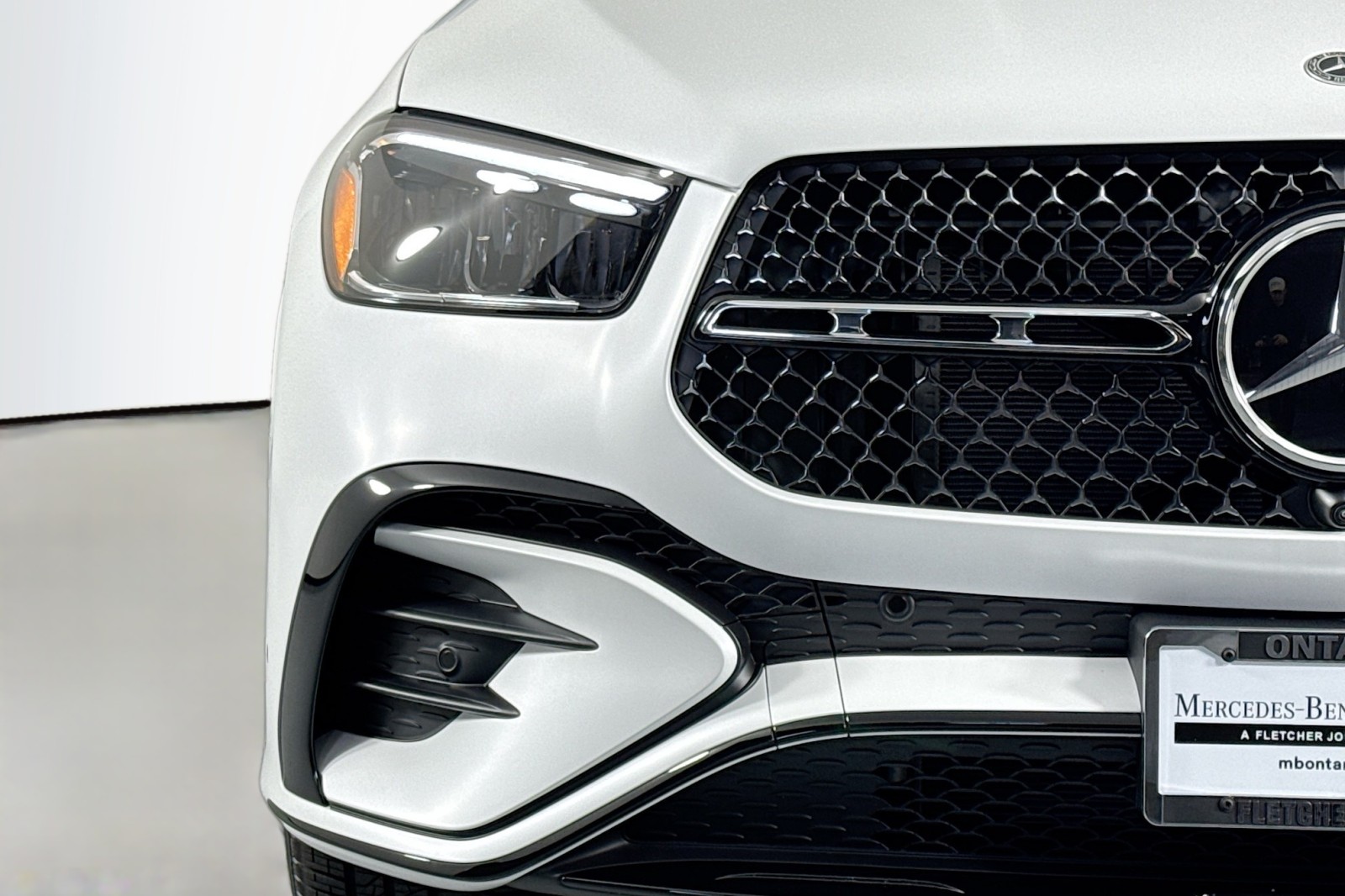 New 2026 MANUFAKTUR Moonlight White magno Mercedes-Benz GLE 350 4MATIC® SUV image 13