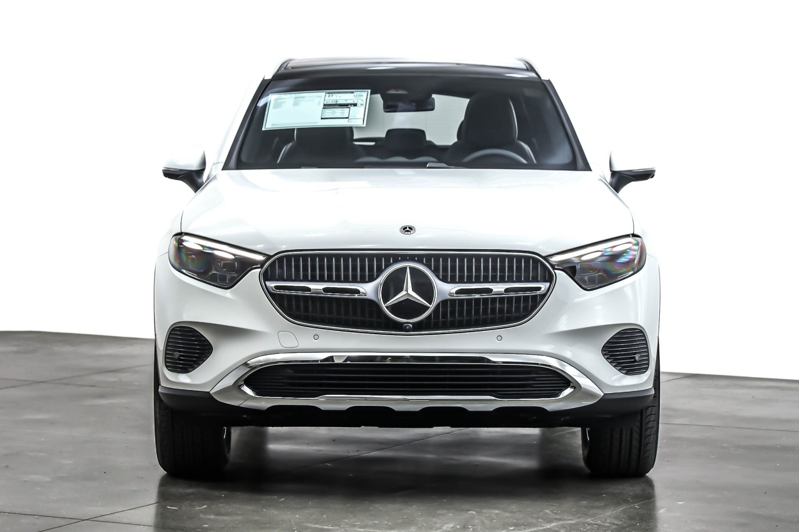 New 2026 Polar White Mercedes-Benz GLC 300 image 2