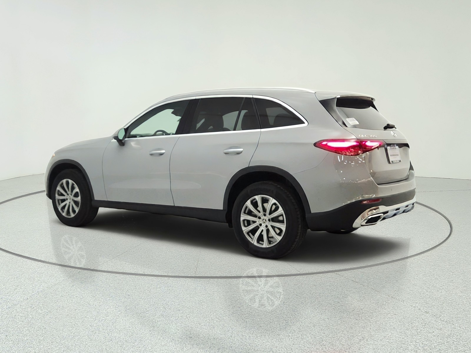 New 2027 MANUFAKTUR Alpine Grey Mercedes-Benz GLC 300 SUV image 7