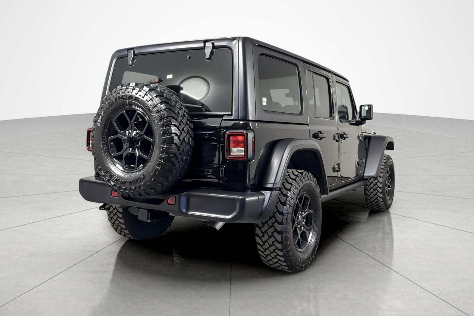 Used 2025 BLACK CLEAR COAT Jeep Sport S 4x4 image 5
