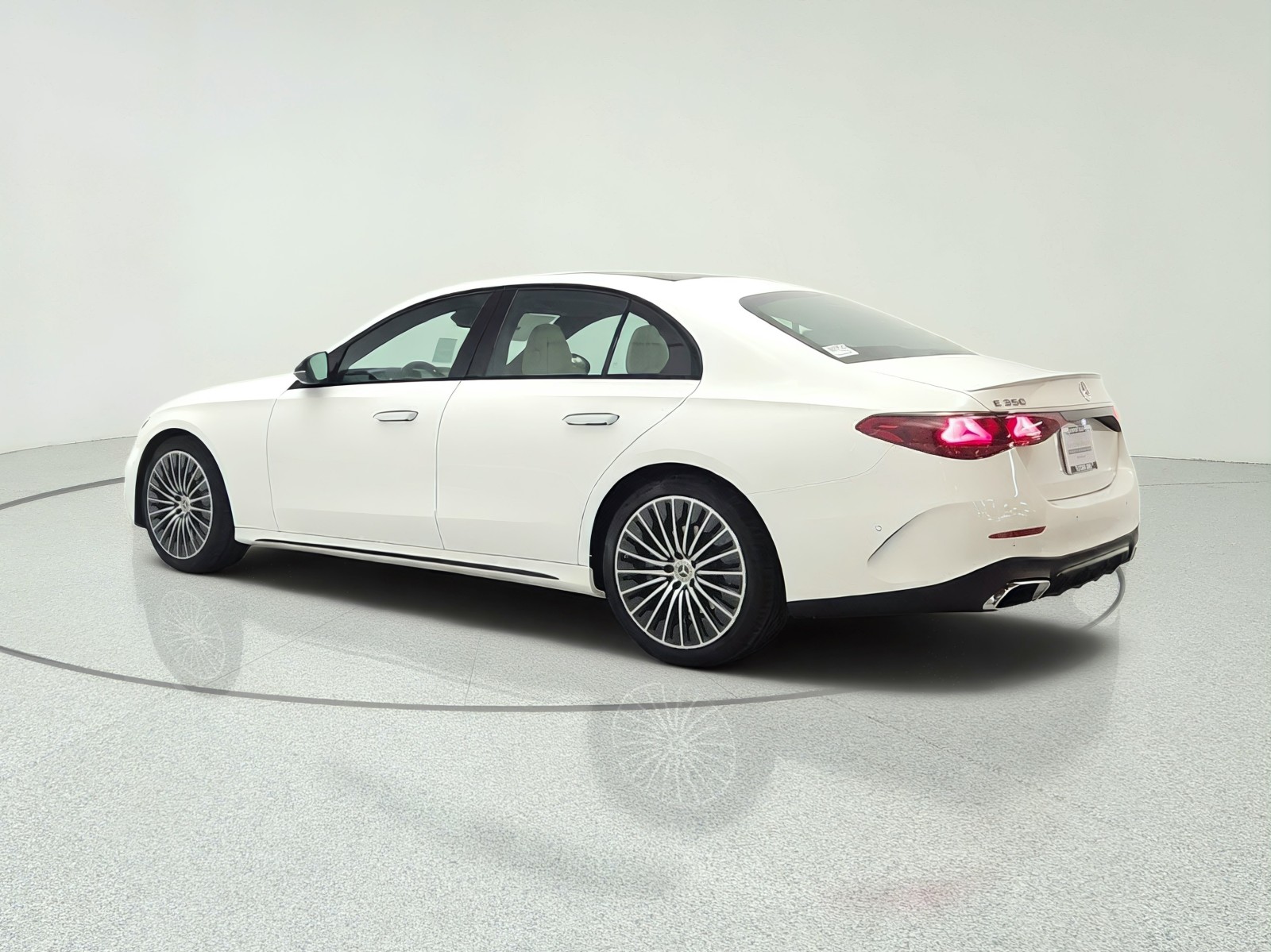 New 2027 Polar White Mercedes-Benz E 350 RWD Sedan image 7