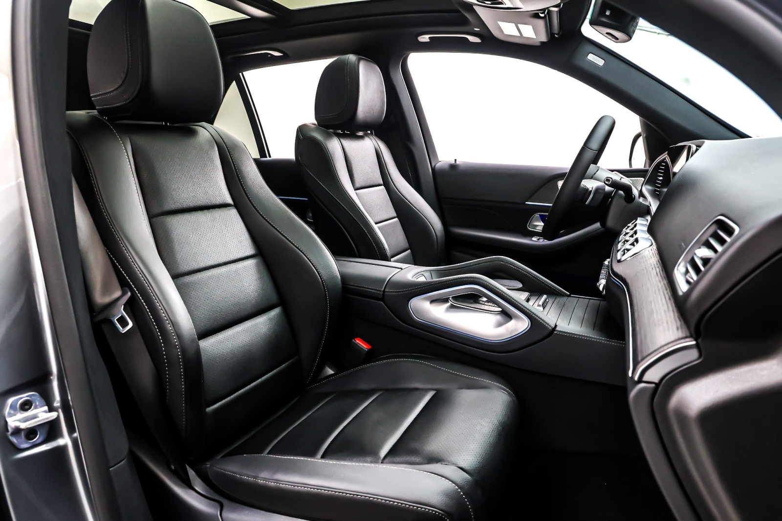 New 2026 Selenite Grey Metallic Mercedes-Benz GLE 350 image 7