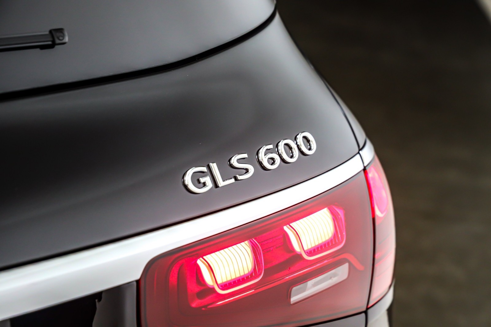 New 2026 Obsidian Black Metallic Mercedes-Benz Maybach GLS 600 image 9