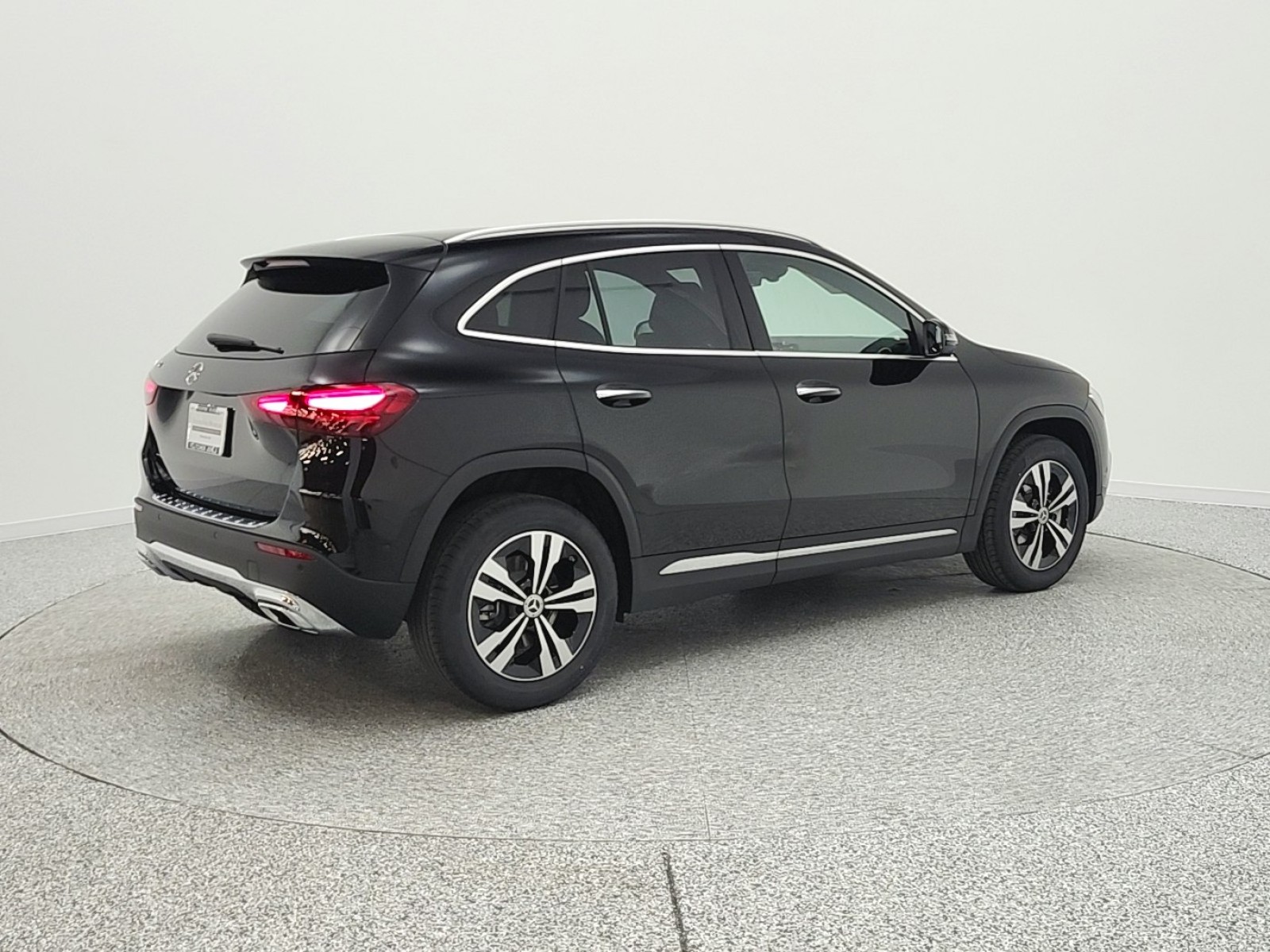 New 2026 Night Black Mercedes-Benz GLA 250 image 5