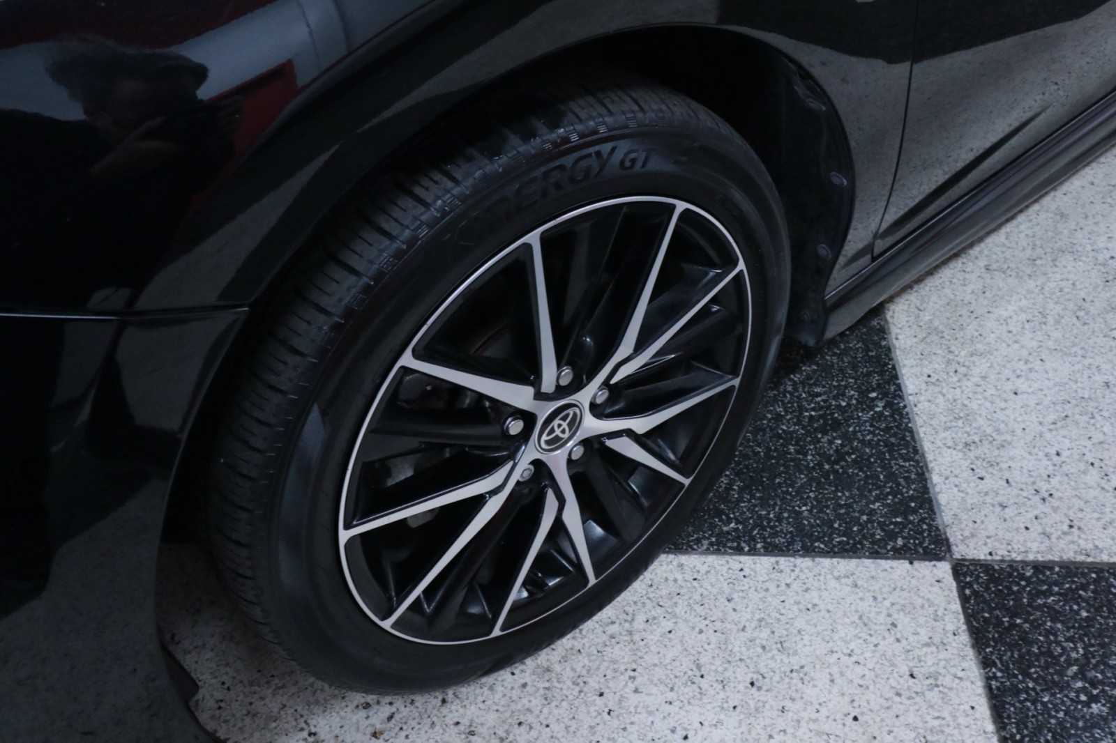 Used Car 2020 Toyota Camry  Se For Sale Under $25,000 In Austin, Texas