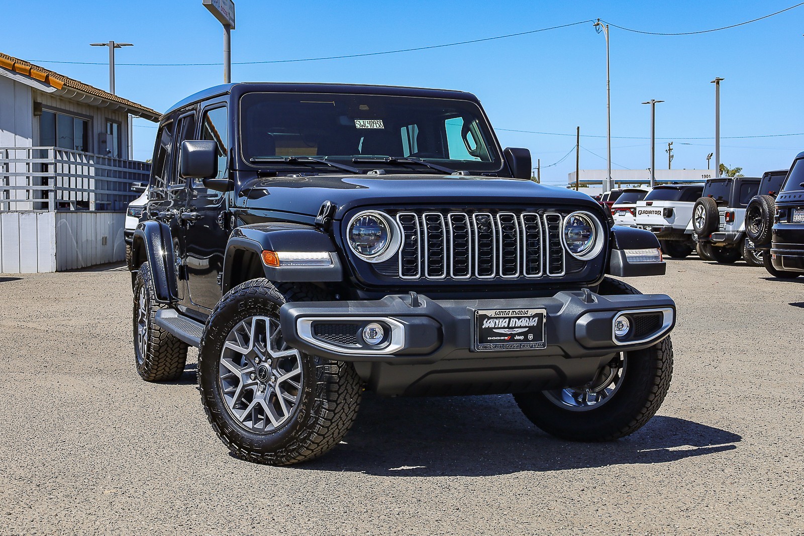 2025 Jeep Wrangler Sahara 