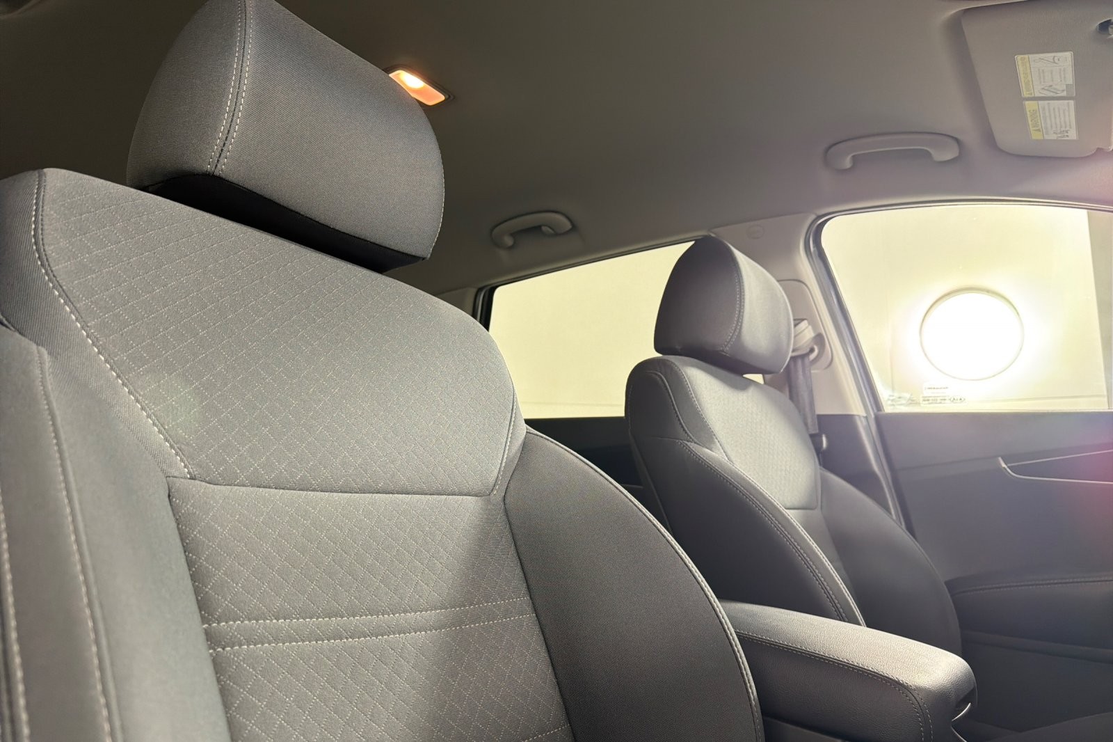 Used 2019 GRAVITY GREY Kia L FWD image 16