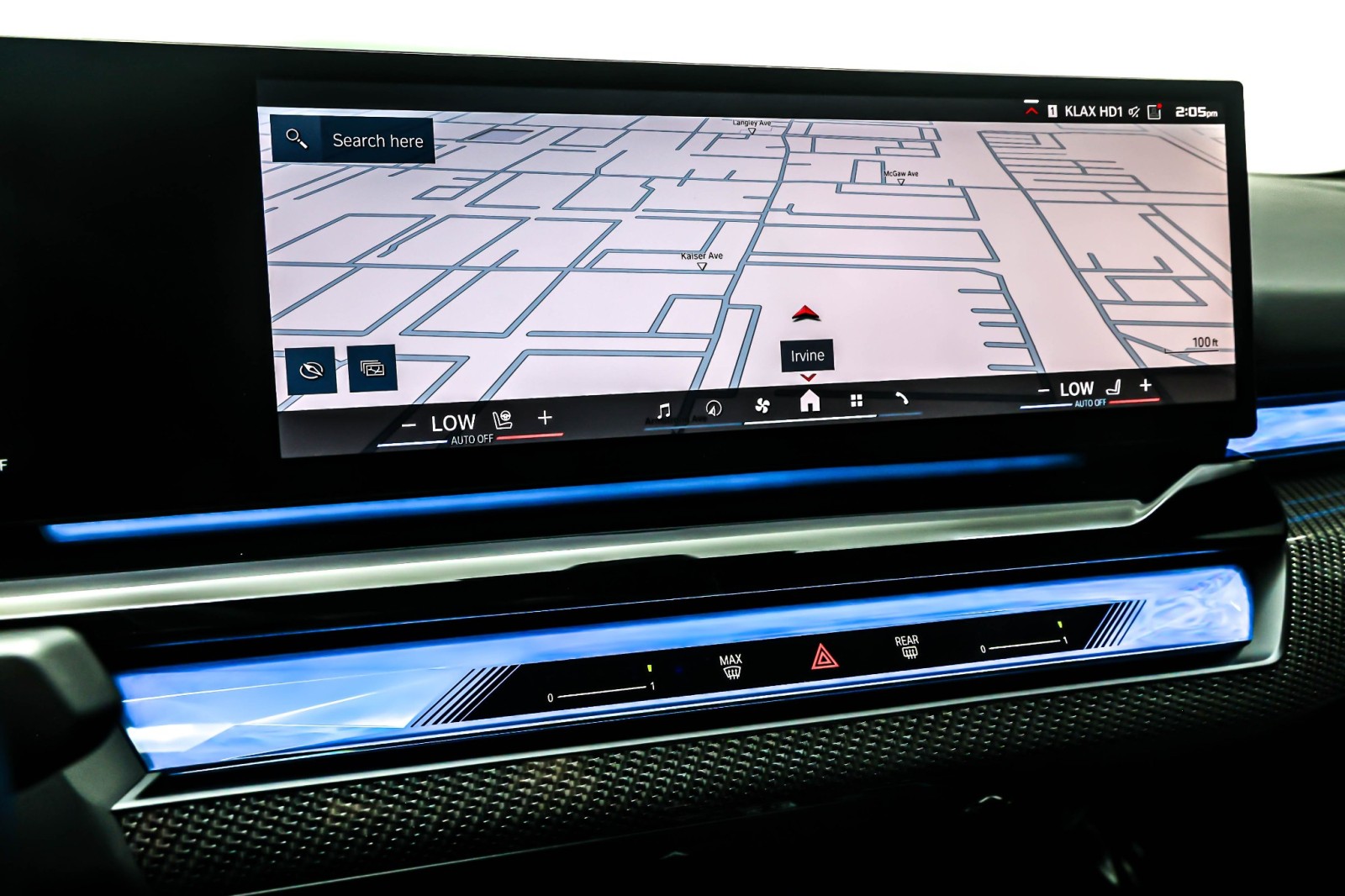 Used 2025 Alpine White BMW Sedan image 20