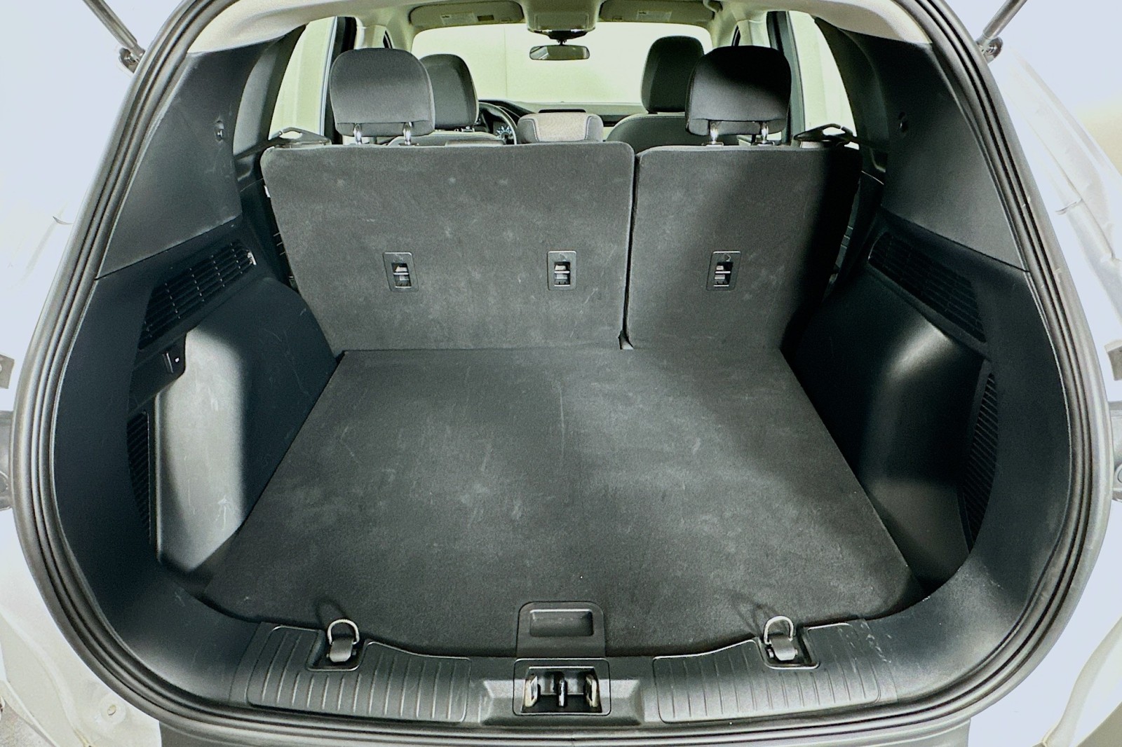 Used 2022 Oxford White Ford S image 22