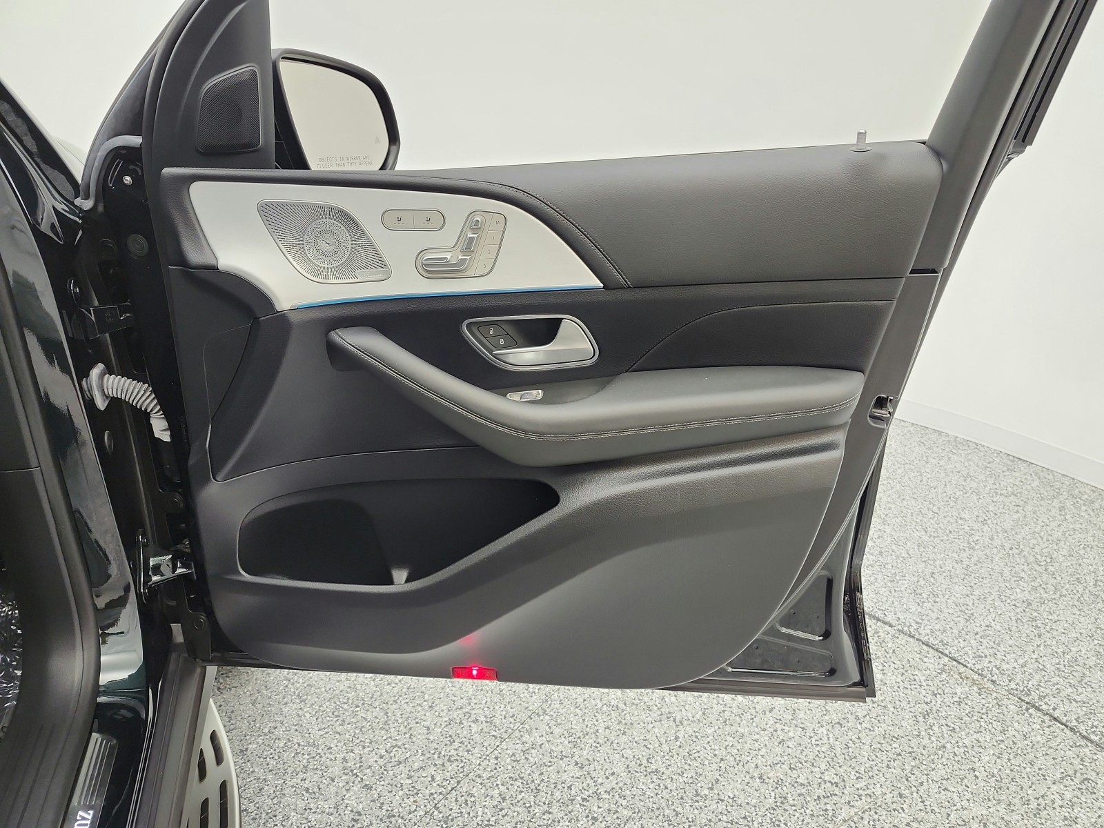 Certified Used 2023 Emerald Green Metallic Mercedes-Benz GLE 350 4MATIC® SUV image 27