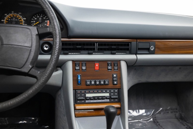 1986 Mercedes-Benz 420-Class 420 SEL in , 