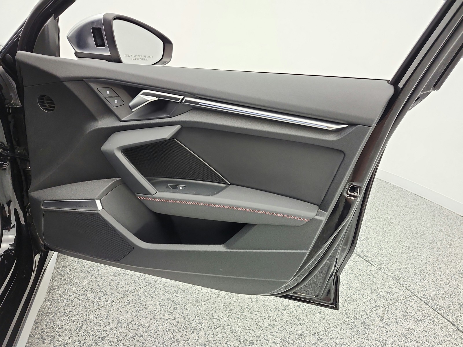 Used 2023 Mythos Black Metallic Audi Premium Plus 2.0 TFSI quattro image 22