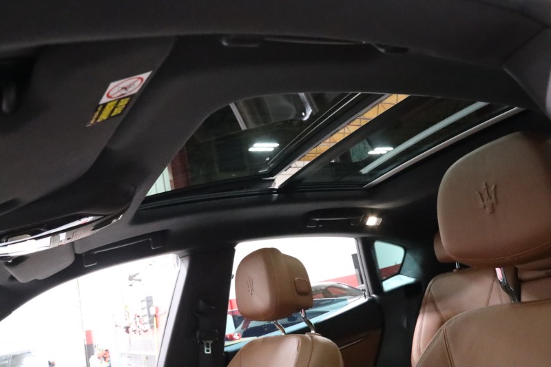 2018 Maserati Levante 4dr Suv in , 