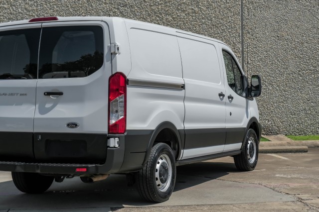 2019 Ford Transit Van  12