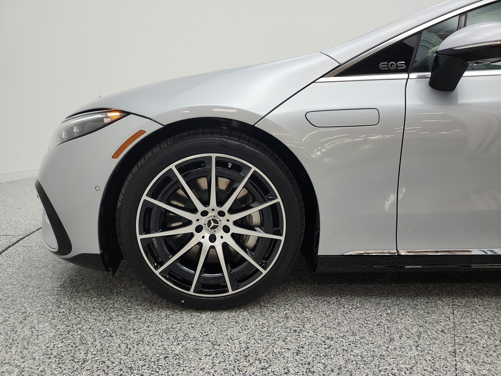 New 2026 Cirrus Silver Metallic Mercedes-Benz EQS 450 image 14