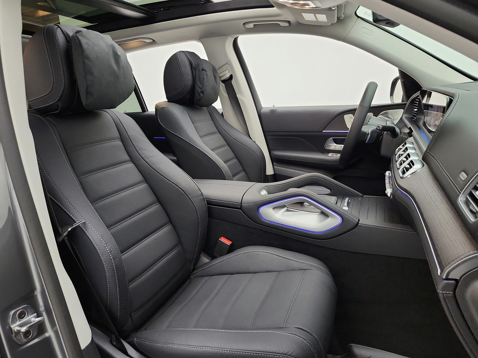 New 2026 Selenite Grey Metallic Mercedes-Benz GLE 450 4MATIC® SUV image 15