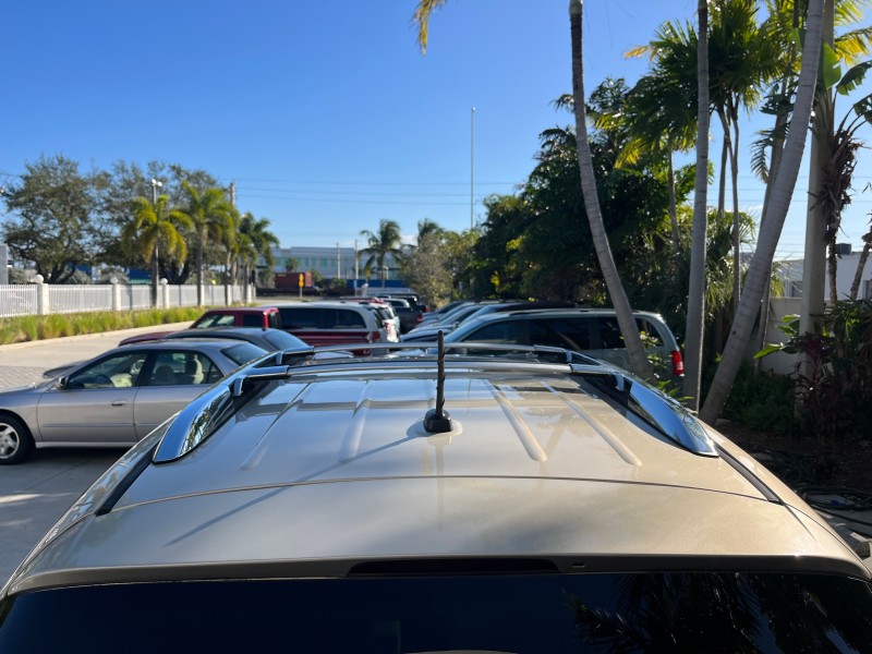 2011 Buick Enclave 1 FL CXL-1 LOW MILES 64,303 SUV in ,