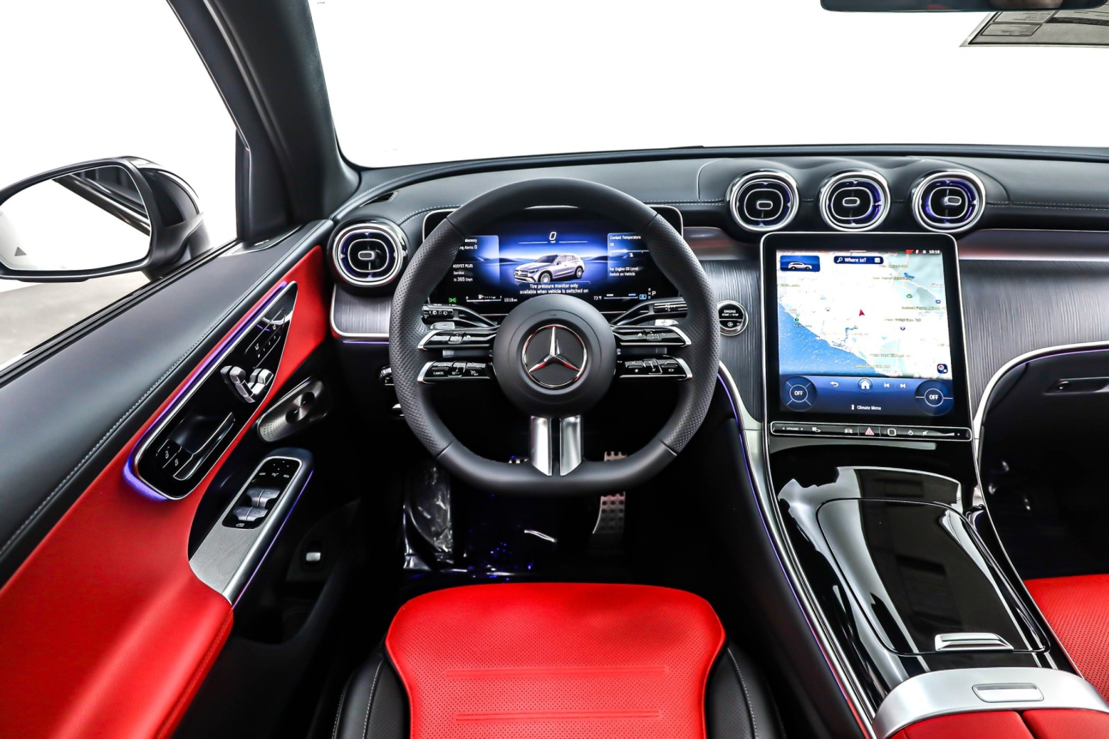 New 2026 Polar White Mercedes-Benz GLC 300 image 4