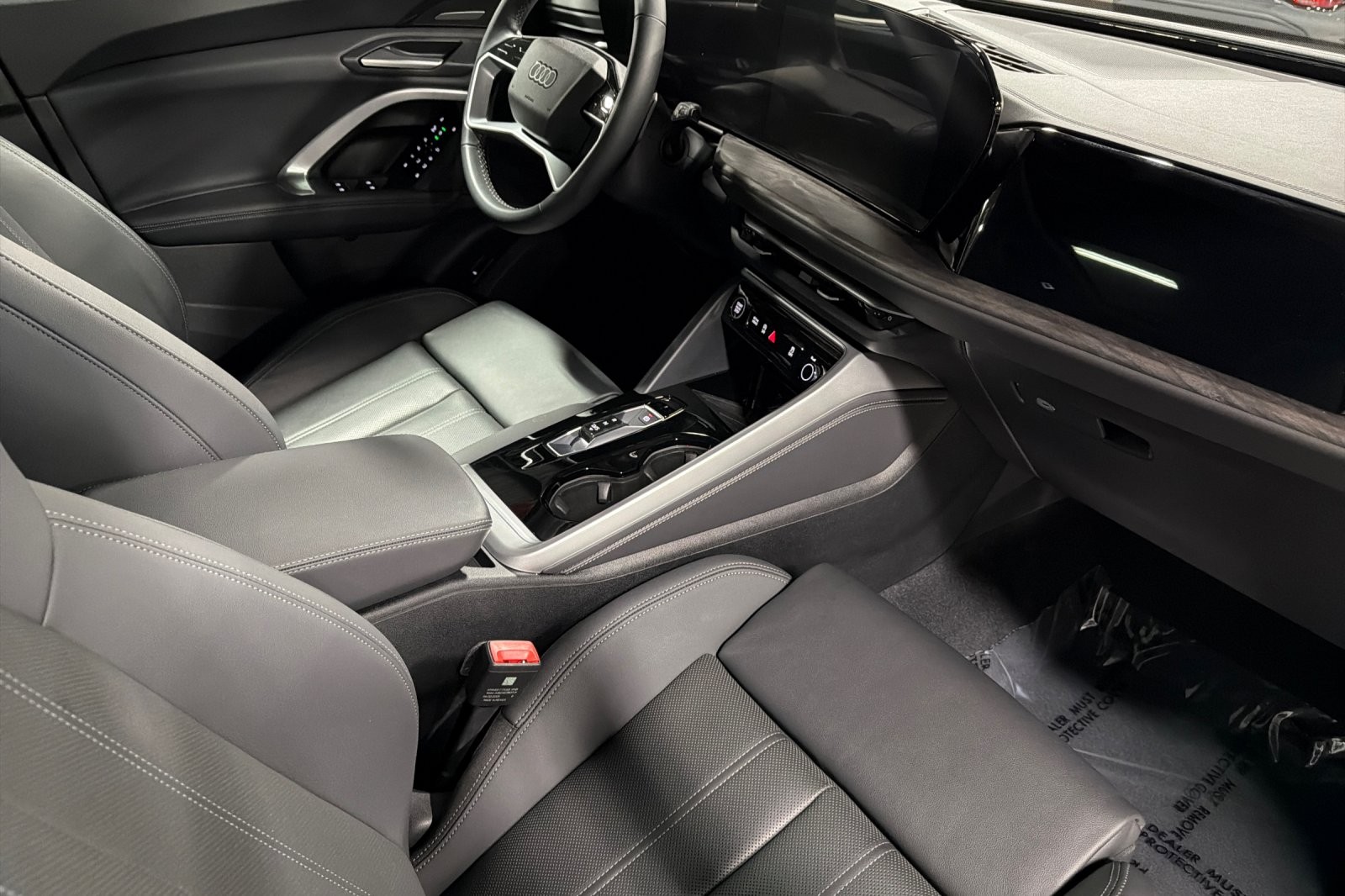 Used 2025 Glacier White Metallic Audi Premium Plus 2.0 TFSI quattro image 15