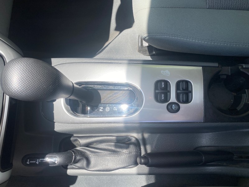 2006 Jeep Liberty 4WD Limited LOW MILES 75,410 in , 