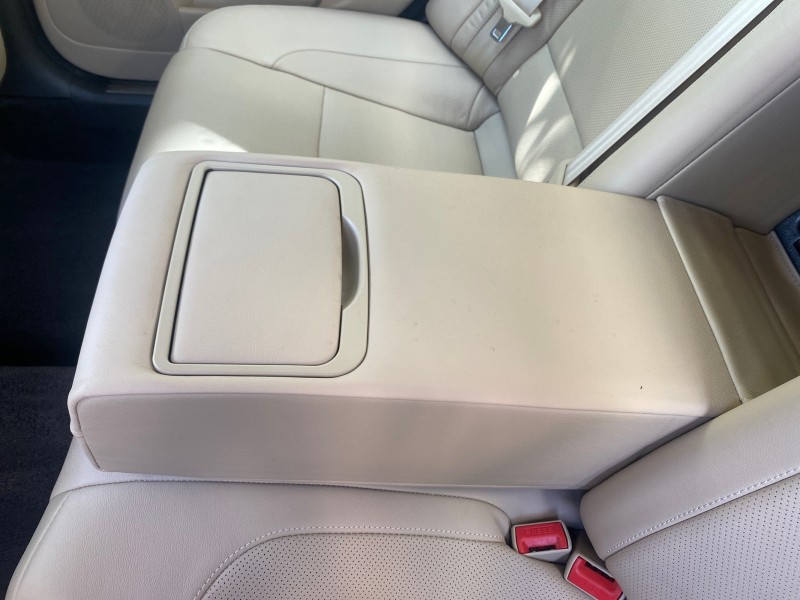 2013 Hyundai Genesis 3.8L LOW MILES 33,576 in , 