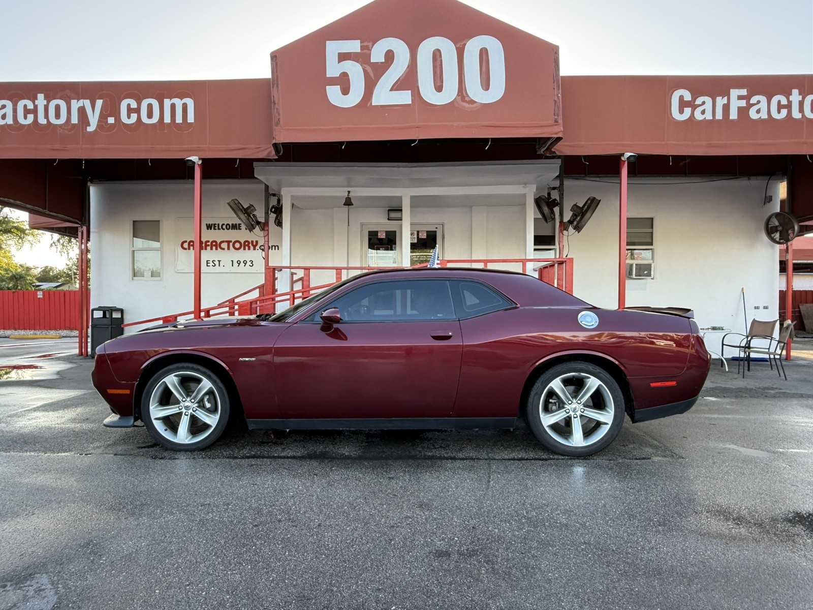 Octane Red Pear 2017 Dodge Challenger R/T RWD Coupe Rear-Wheel Drive Automatic