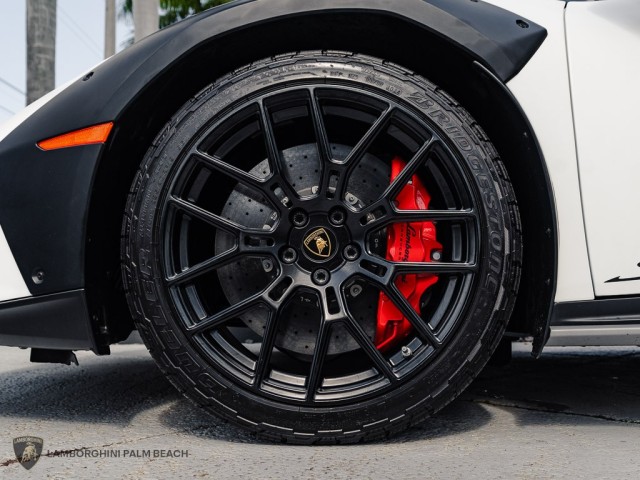 Lamborghini Huracan Sterrato