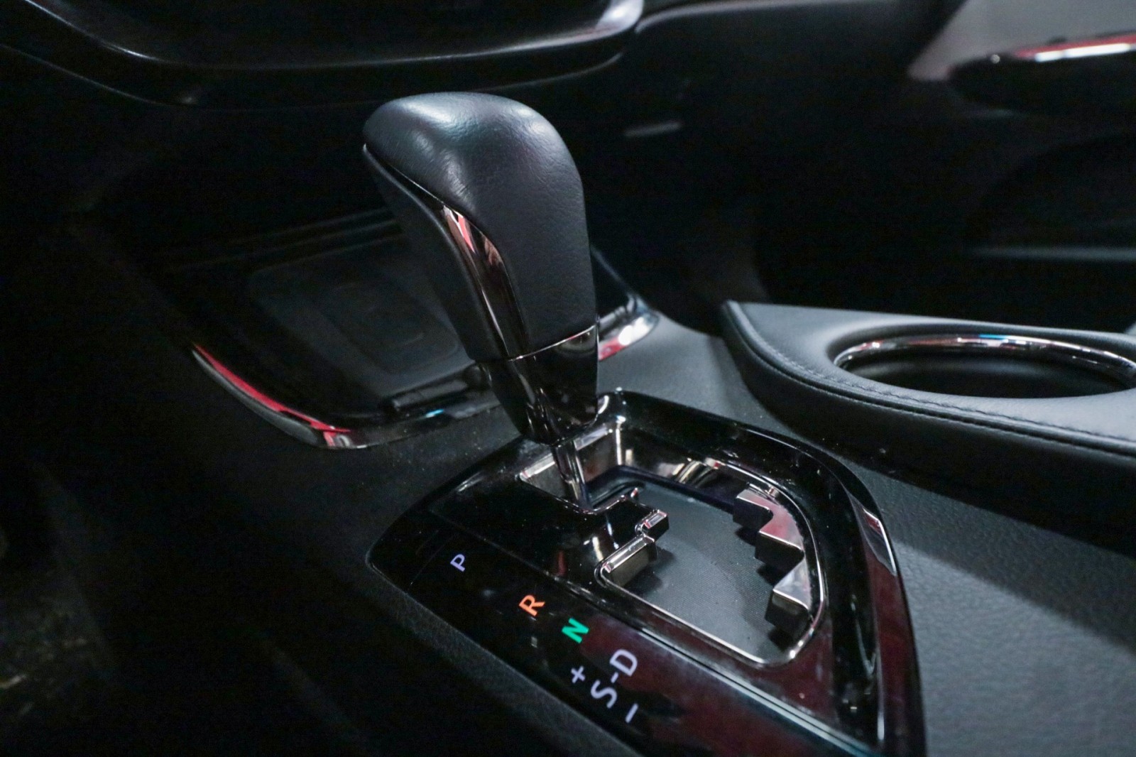 Used Car 2018 Toyota Avalon  Xle Premium For Sale Under $25,000 In Austin, Texas