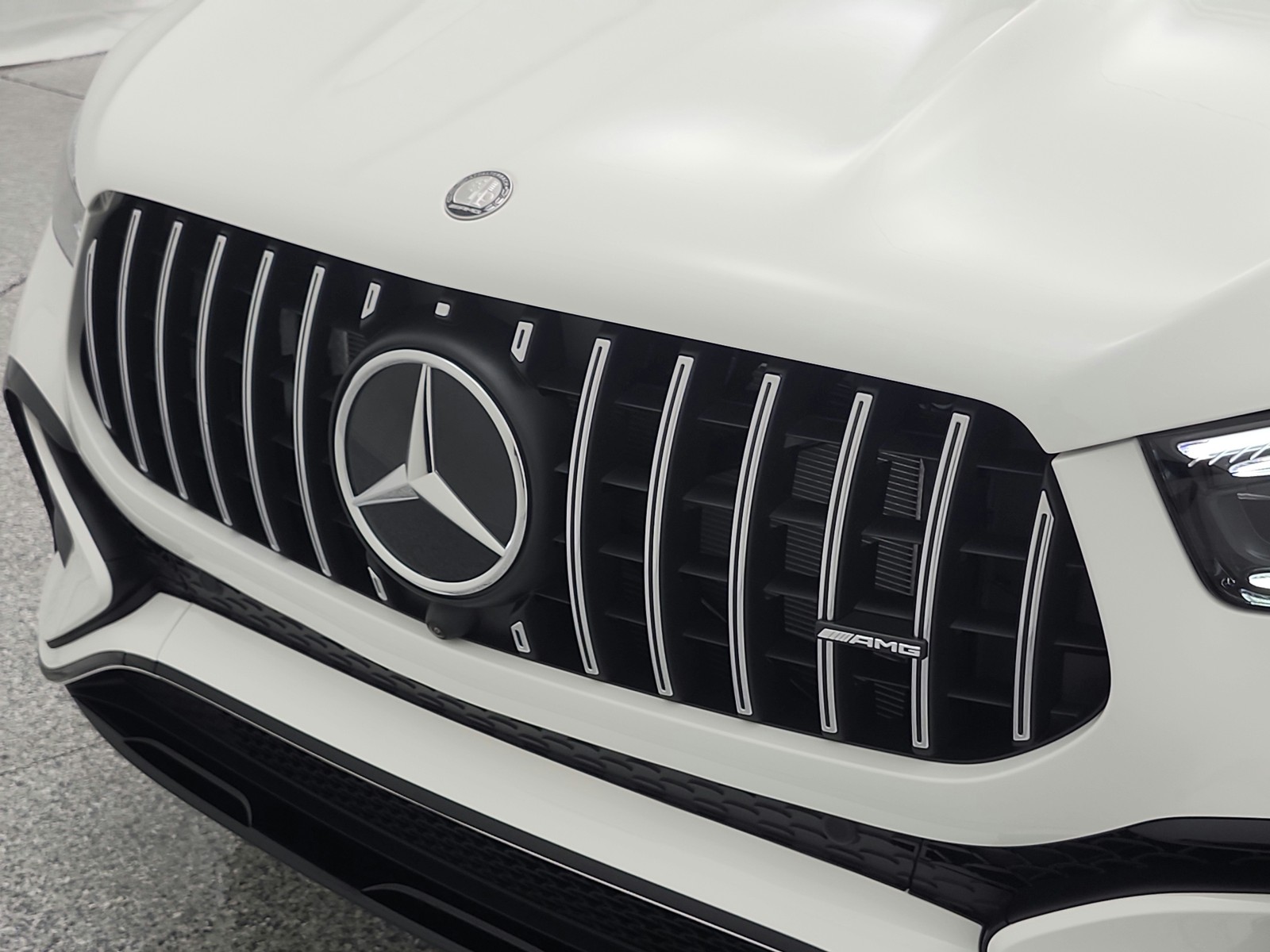 New 2026 Polar White Mercedes-Benz AMG® GLE 53 image 15