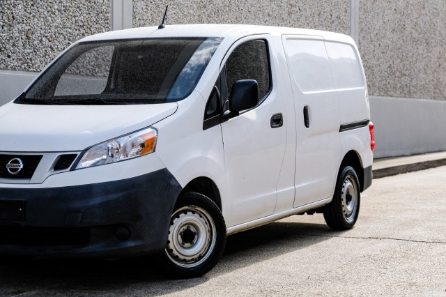 2017 Nissan NV200 Compact Cargo S 6