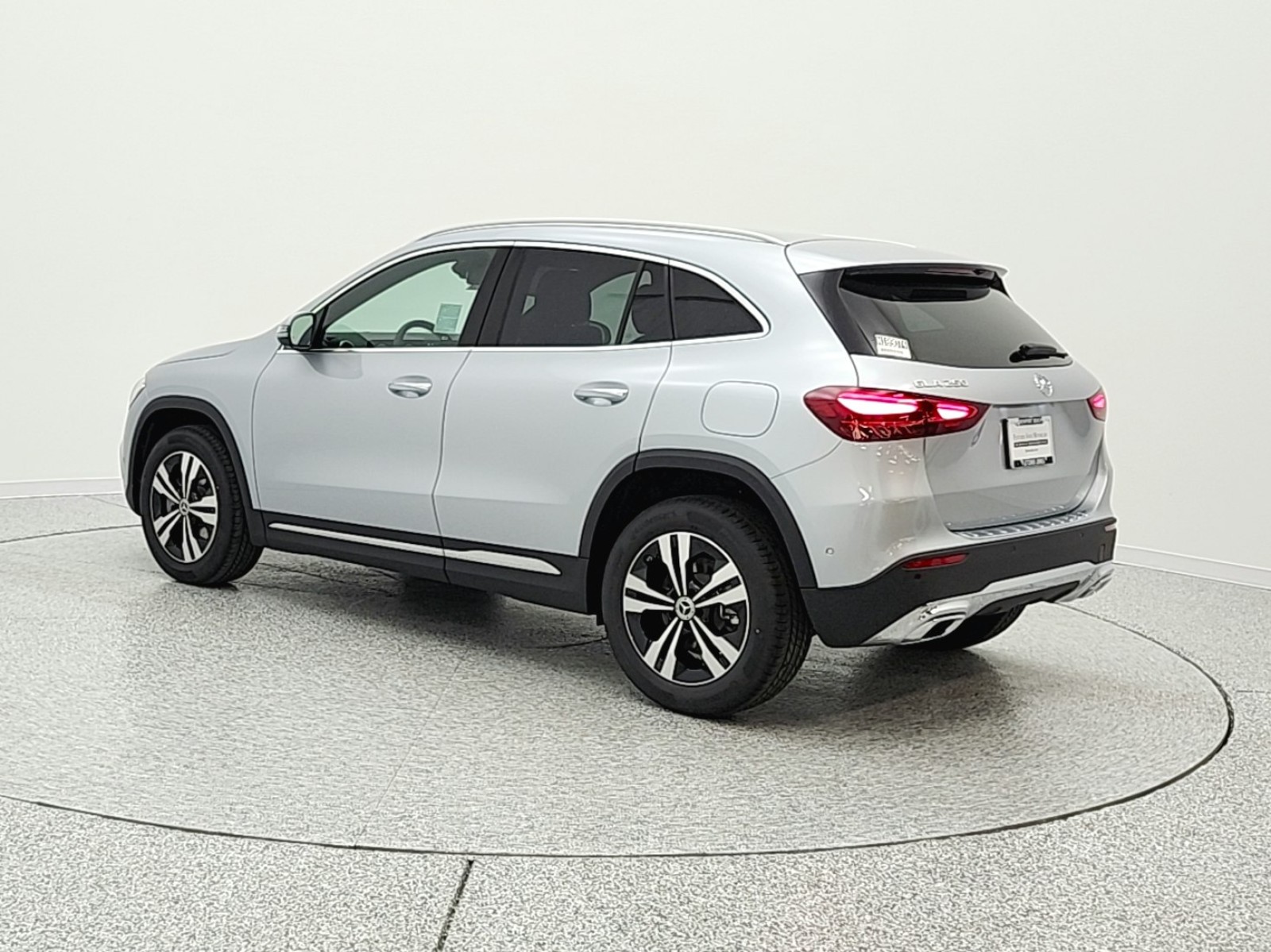 New 2026 Cirrus Silver Metallic Mercedes-Benz GLA 250 image 7