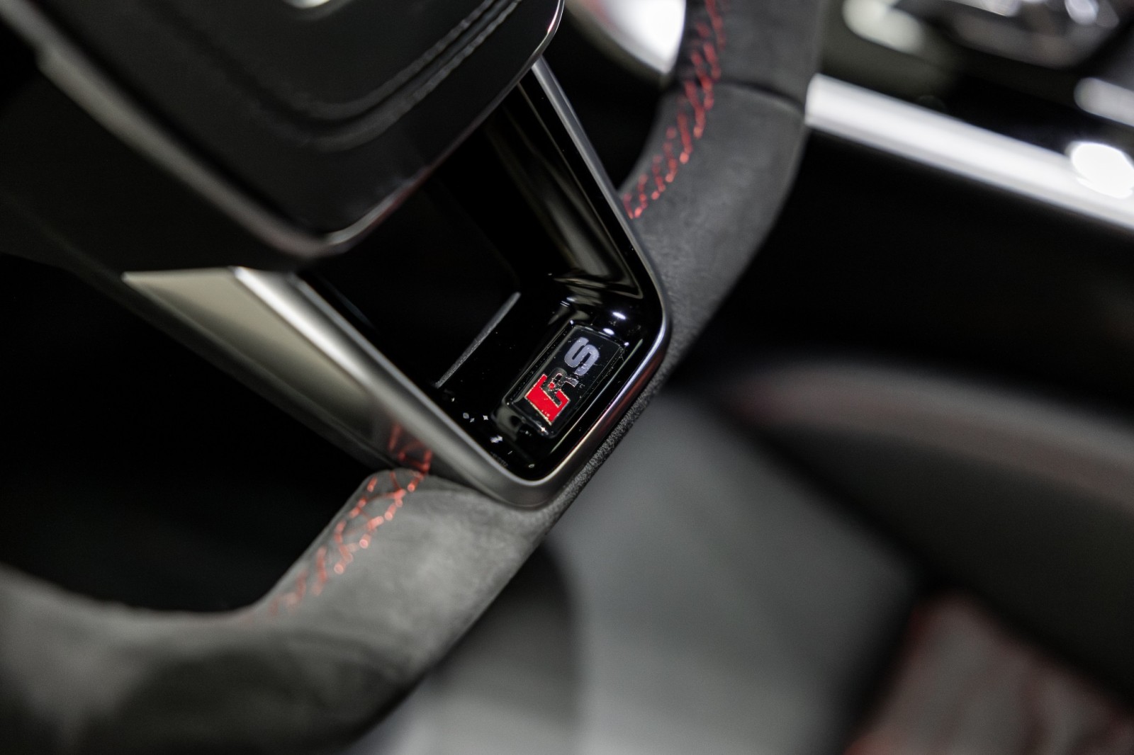 Used Car 2025 Audi Rs 6 Avant  Performance - Black Optic Package - Executive Package - Rs Sport Exhaust For Sale Under $140,000 In Boerne, Texas