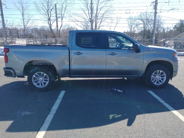 2024 Chevrolet Silverado 1500 RST 4