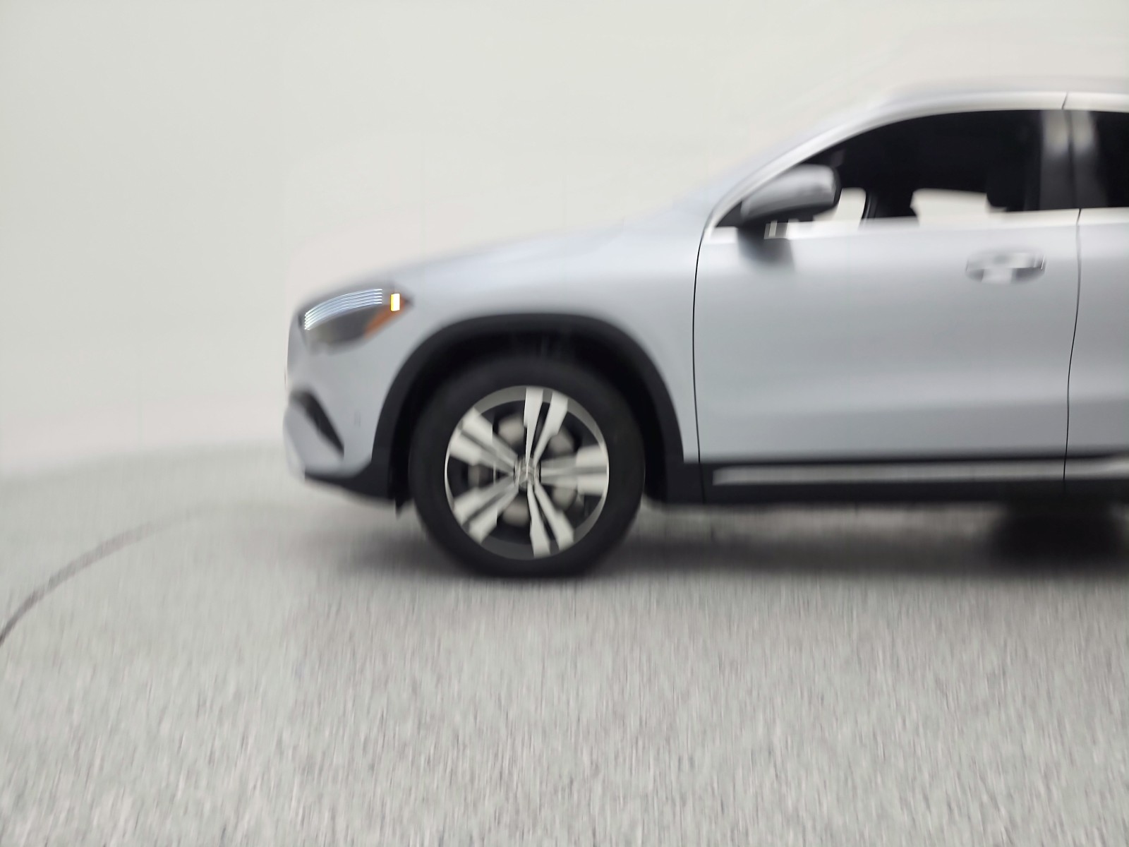 New 2026 Cirrus Silver Metallic Mercedes-Benz GLA 250 image 12