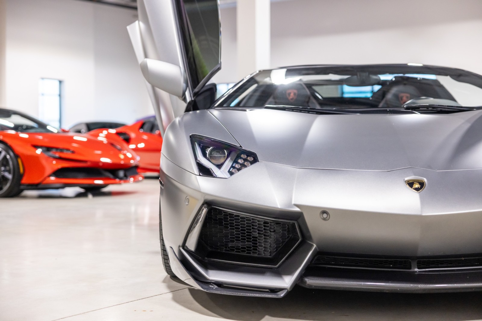 2015 Lamborghini Aventador Roadster LP 700-4 photo 37