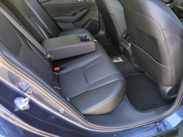 HondaAccord Hybrid37