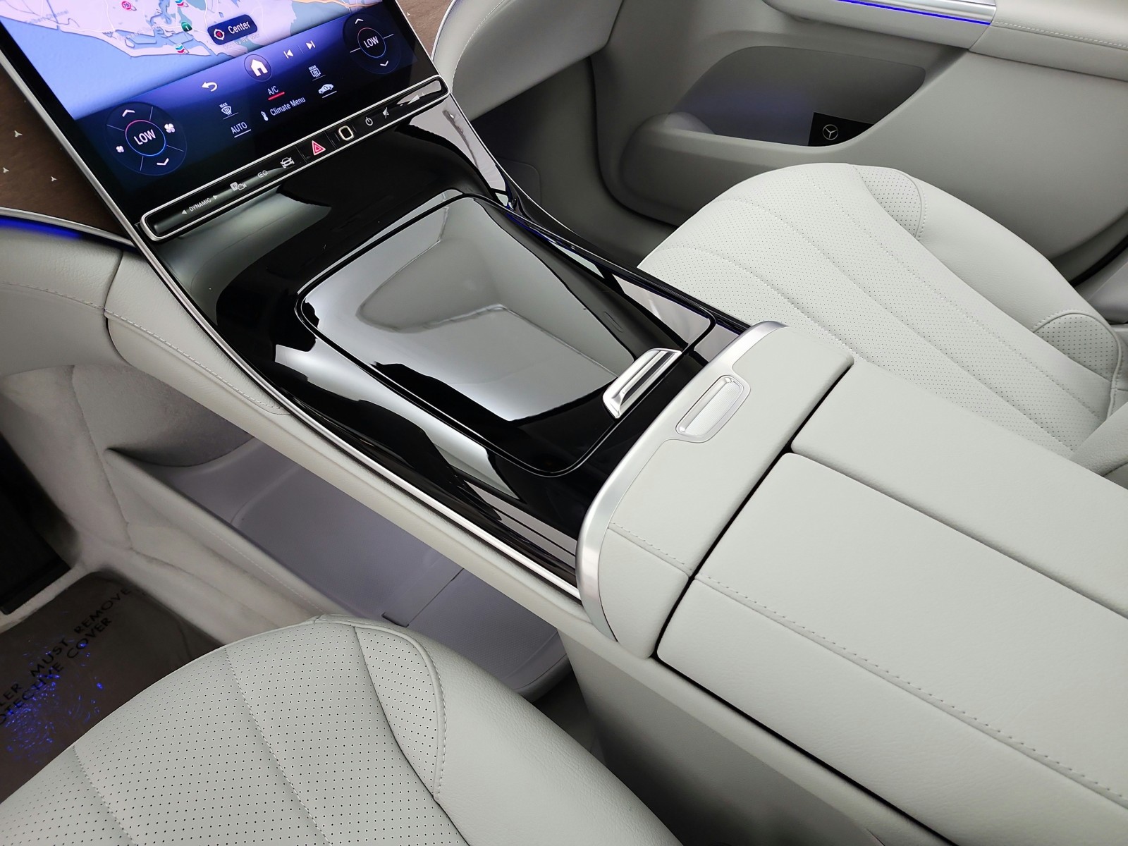 New 2027 Black Mercedes-Benz EQE 320 4MATIC® SUV image 10