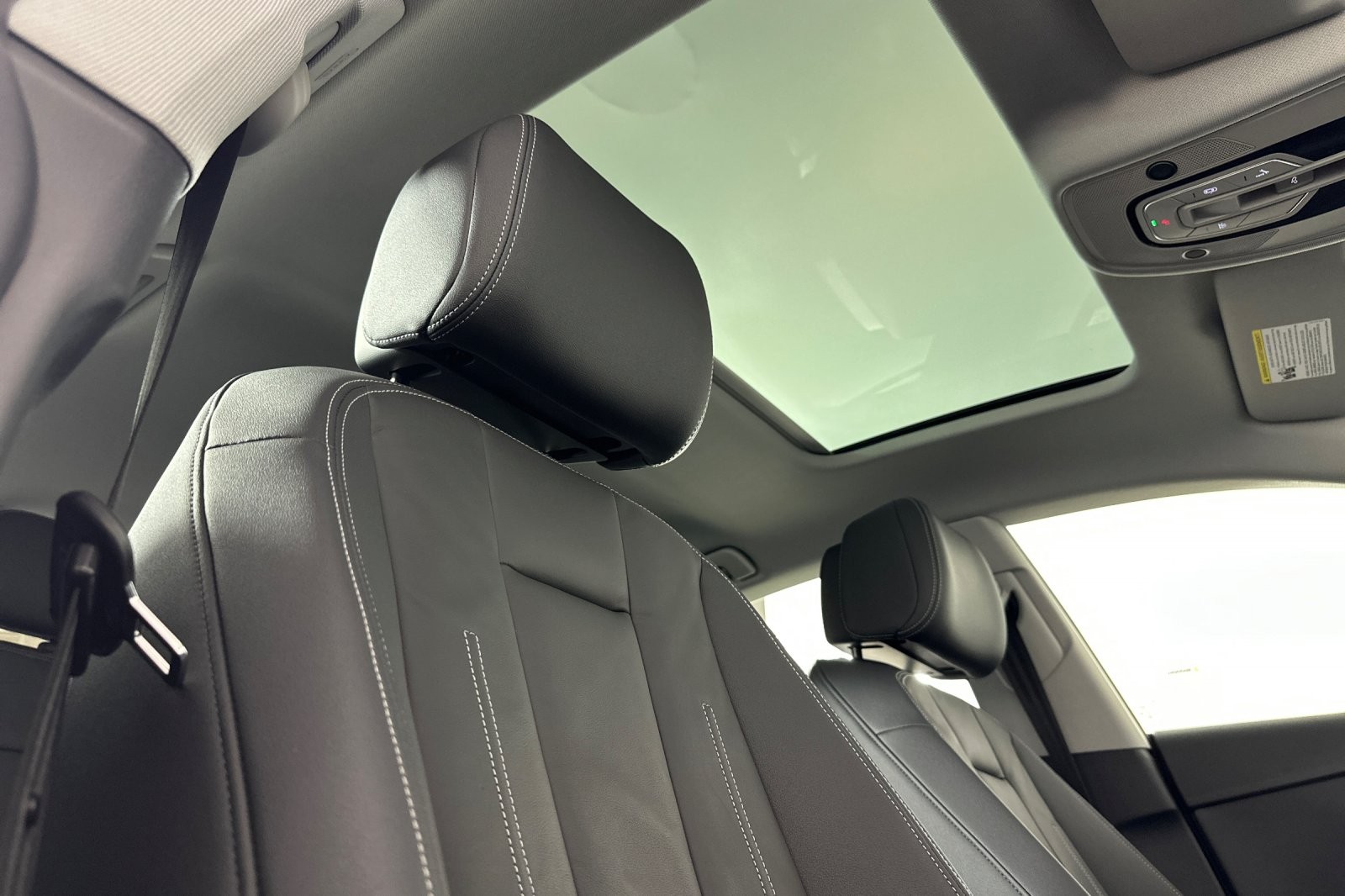 Used 2023 Brilliant Black Audi Premium Plus 40 TFSI quattro image 15