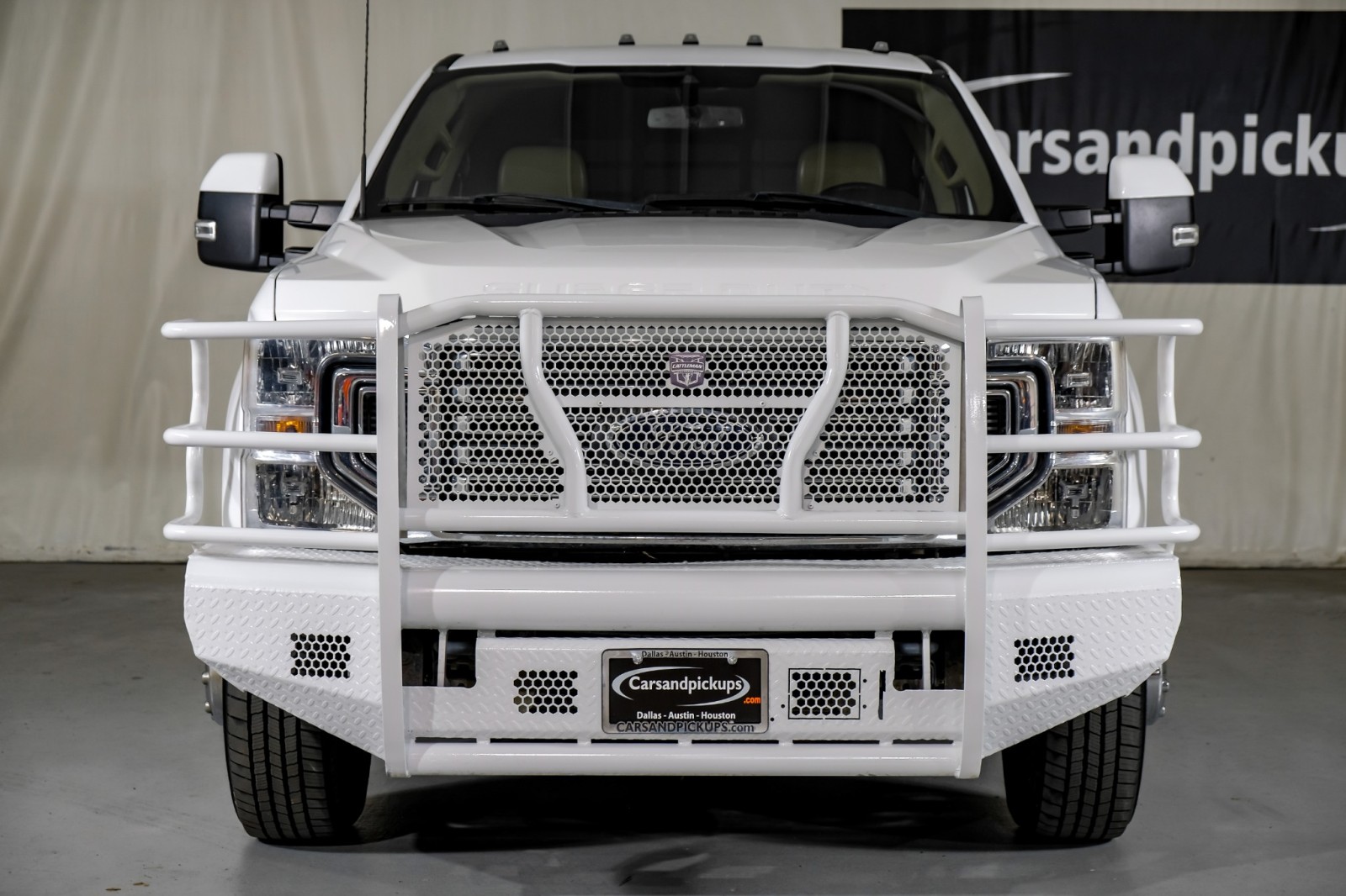 2022 Ford F-350 Lariat 3