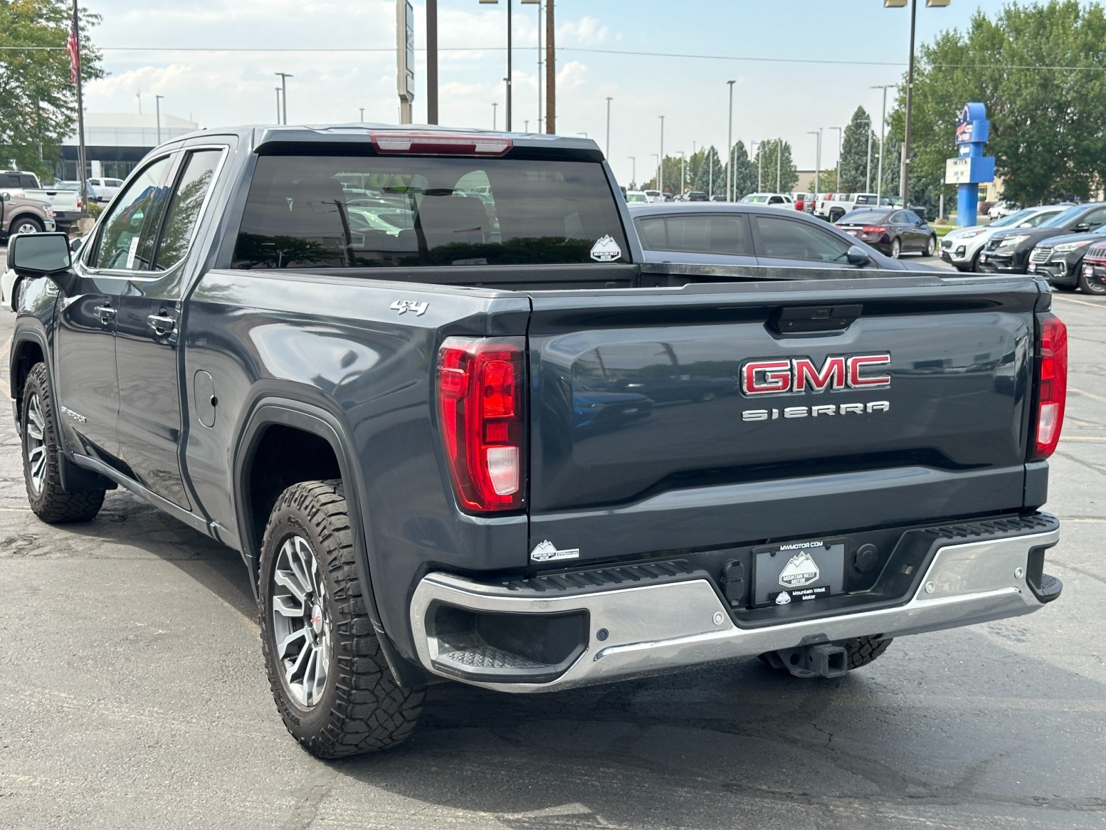 2020 GMC Sierra 1500 SLE 10