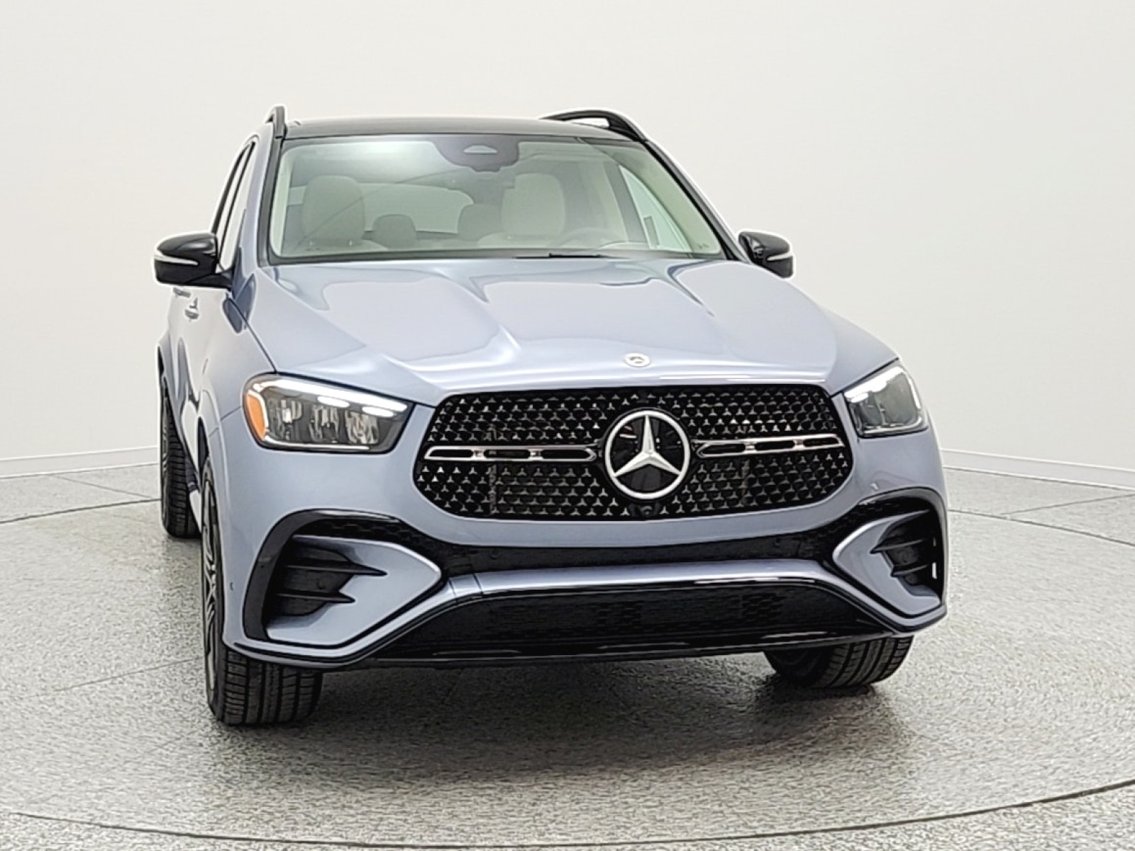 New 2026 MANUFAKTUR Cote d Azur Light Blue Metallic Mercedes-Benz GLE 450 image 2