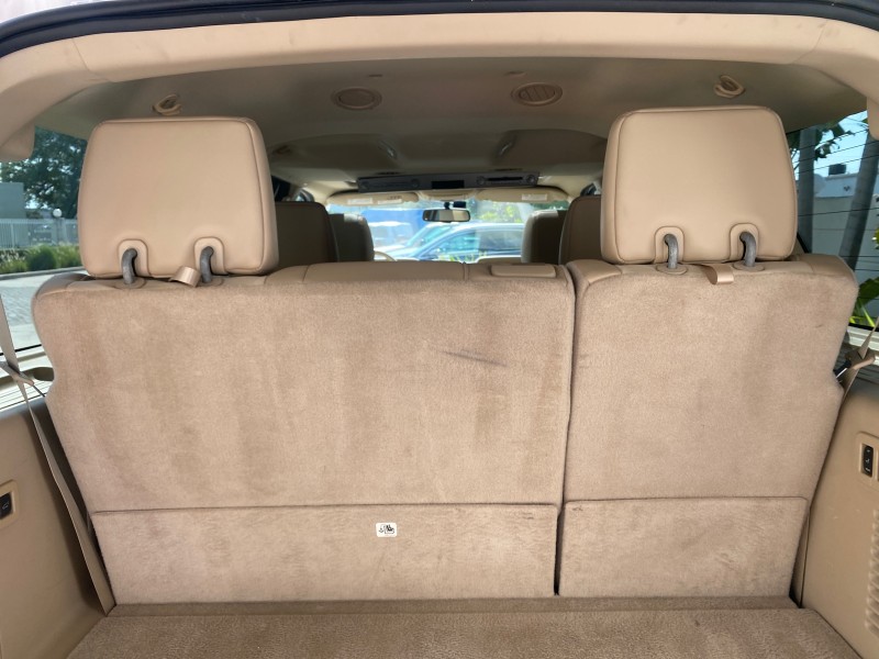 2010 Lincoln Navigator 4WD SUNROOF LOW MILES 31,209 in , 