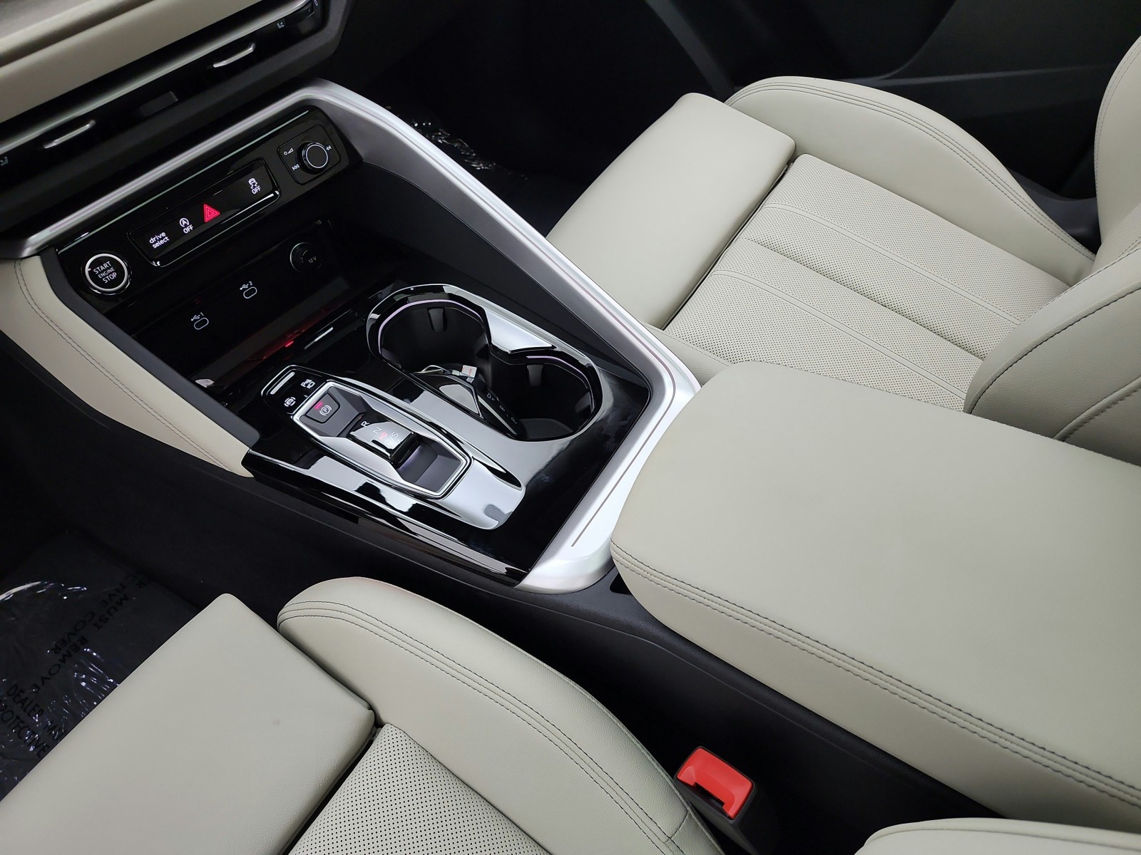 New 2026 Arkona White Audi Premium Plus 2.0 TFSI quattro image 10