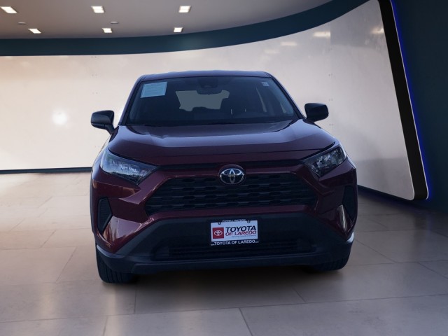 2022 Toyota RAV4 LE 8