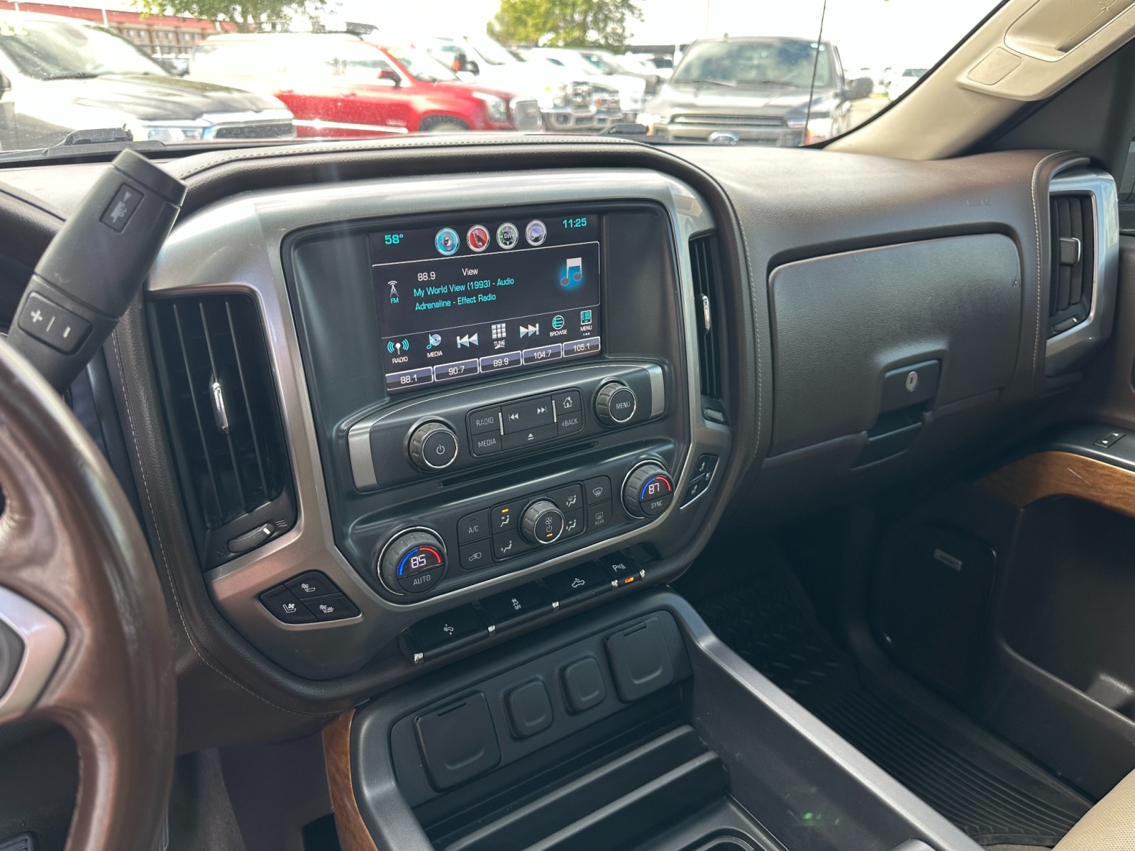 2017 Chevrolet Silverado 1500 LTZ 25