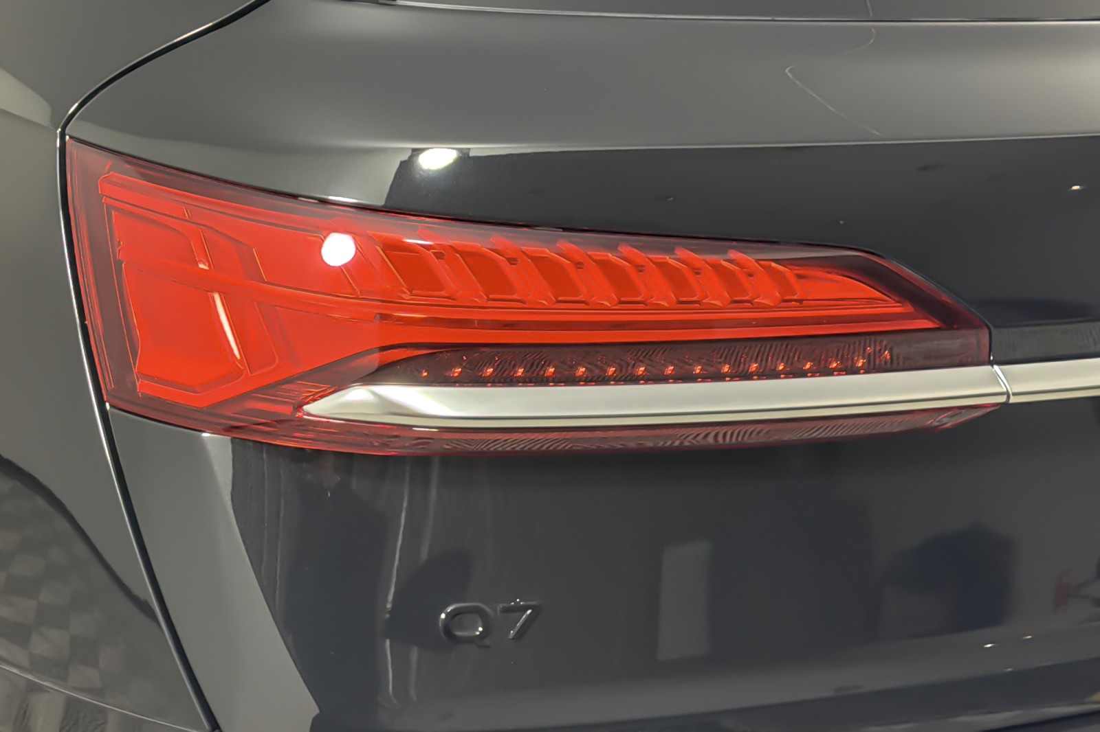 Used 2025 Mythos Black Metallic Audi Prestige 55 TFSI quattro image 27