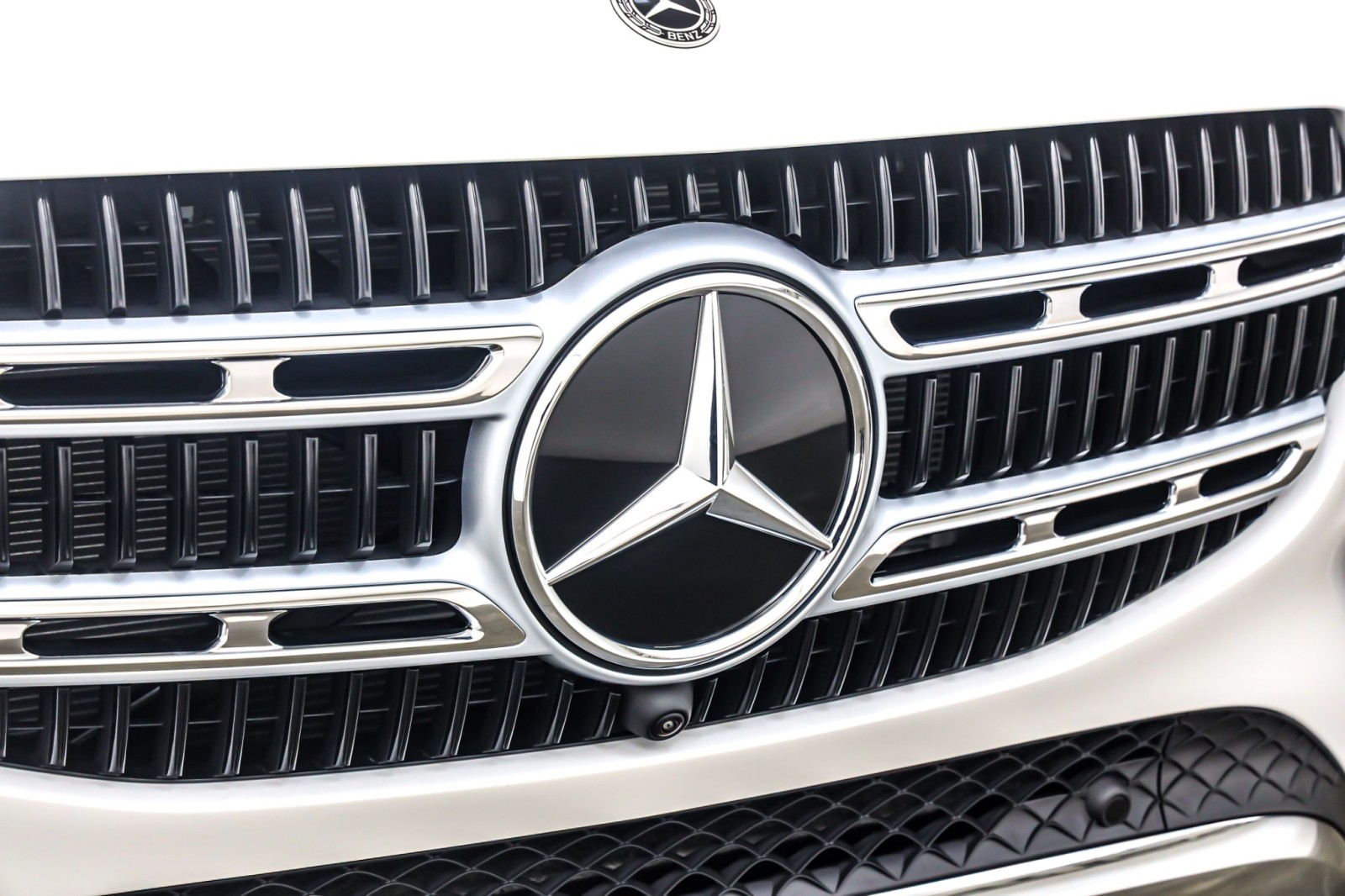 New 2026 Polar White Mercedes-Benz GLE 350 image 13