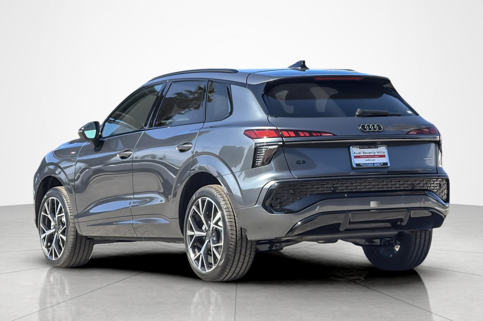 New 2026 Daytona Gray Pearl Effect Audi S line quattro image 4