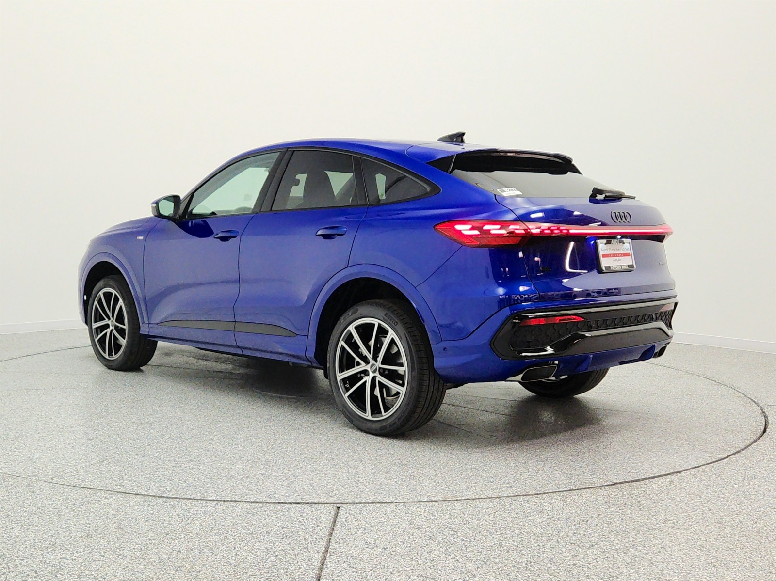 New 2026 Ultra Blue Metallic Audi Premium Plus 2.0 TFSI quattro image 7