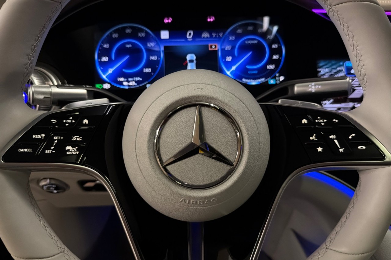 Certified Used 2024 Nautical Blue Metallic Mercedes-Benz EQS 450 image 22